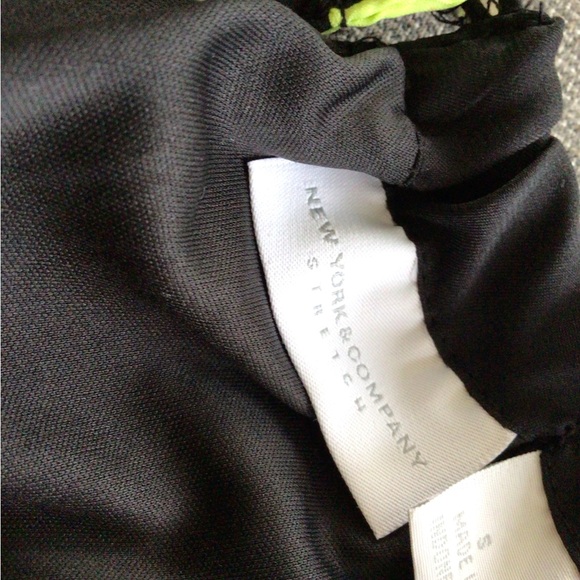 New York &Co Multi color dress - Picture 5 of 5